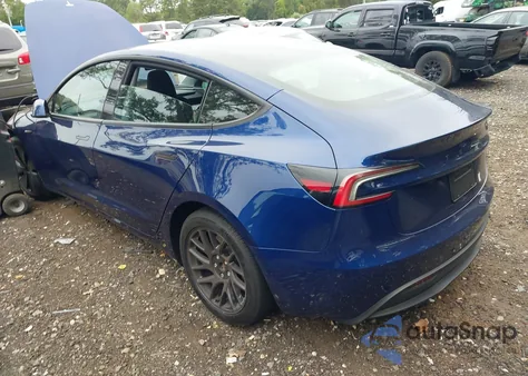 2024 Tesla Model 3 Long Range Dual Motor All-Wheel Drive/Rear-Wheel Drive from USA, damaged, VIN 5YJ3E1EA2RF747815